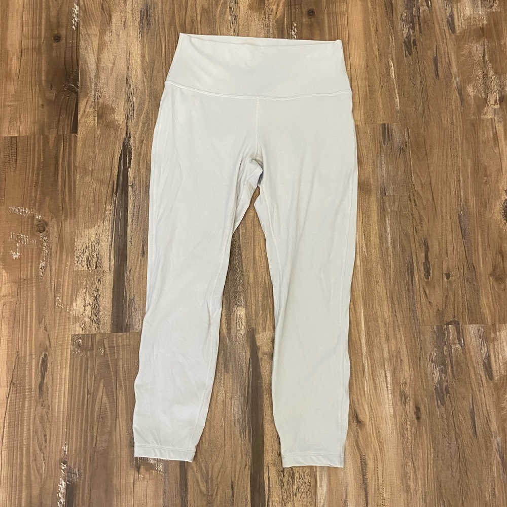 Lulu align HR size 10
